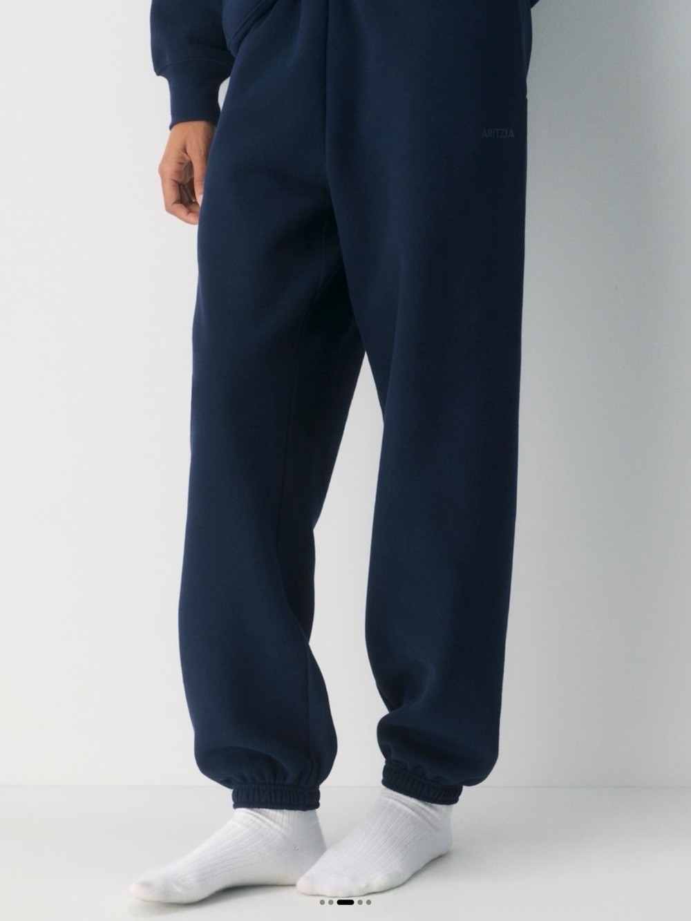 Aritzia cozy sweat fleece mega jogger navy Sweatpants - size medium